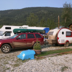 Sites at the RV park were divided by metal dredge buckets turned upside down and painted blue.