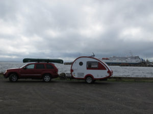 I found a nearby park with a view of the ferry dock.